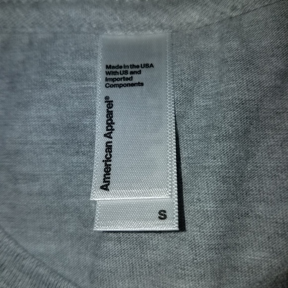 SOLD - Glow in the dark kittens shirt - Picture 5 of 5